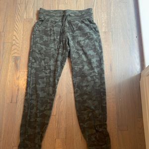 lulu lemon sweatpants